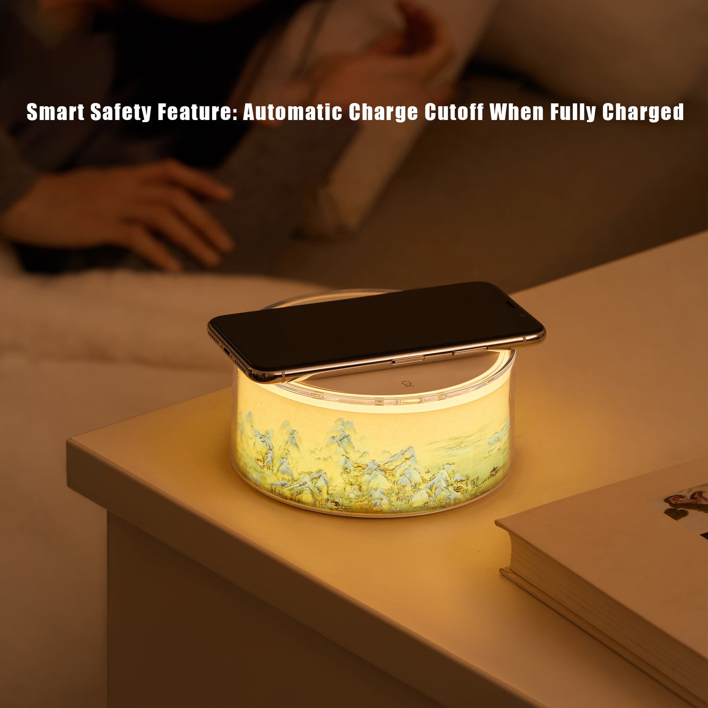 "A Thousand Li of Rivers and Mountains" Wireless Charging Night Light - Oriental Treasures