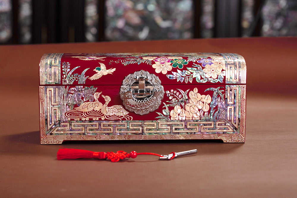Luodian Heritage Jewelry Box - Oriental Treasures
