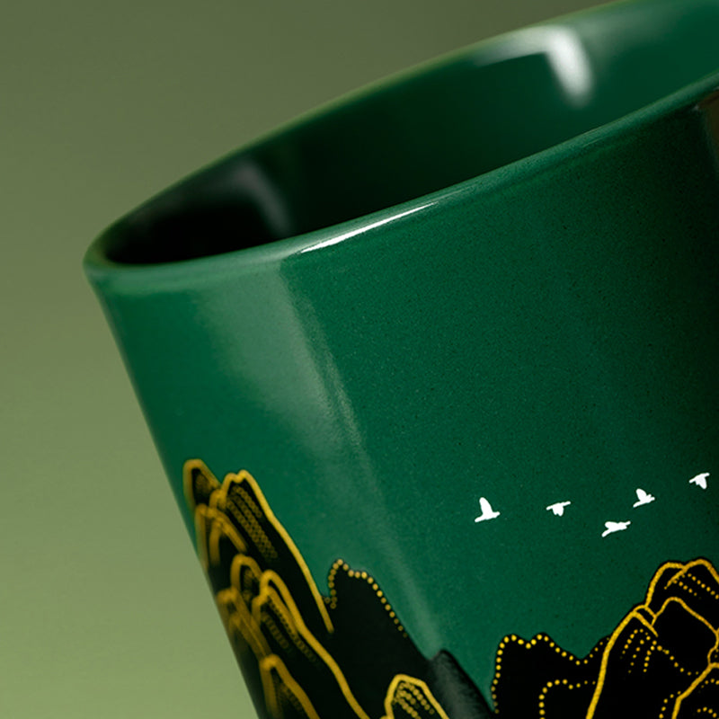 A Thousand Li of Rivers and Mountains Thermochromic Mug