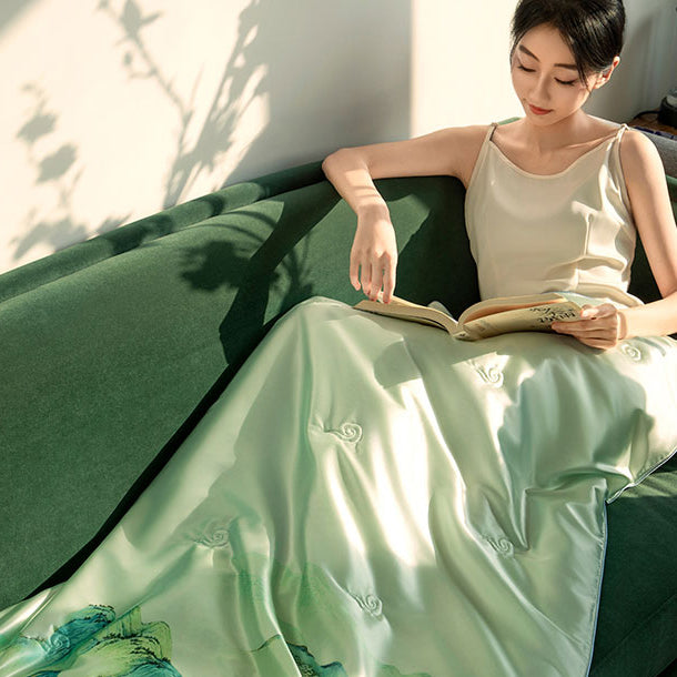 "A Thousand Li of Rivers and Mountains" Silk Art Duvet