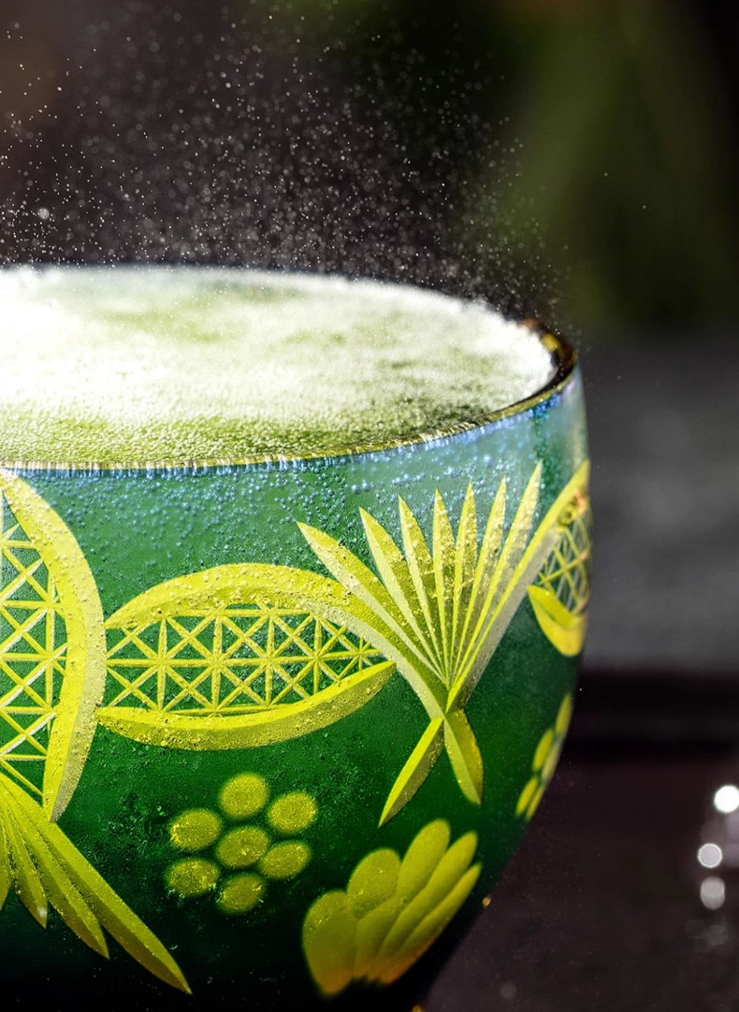 Haiyan Heqing Handcrafted Relief Glass Cup – National Museum of China