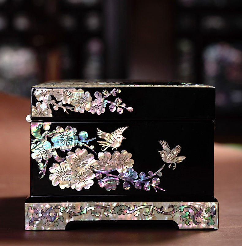 Luodian Jewelry Box - Heritage Jewelry Organizer